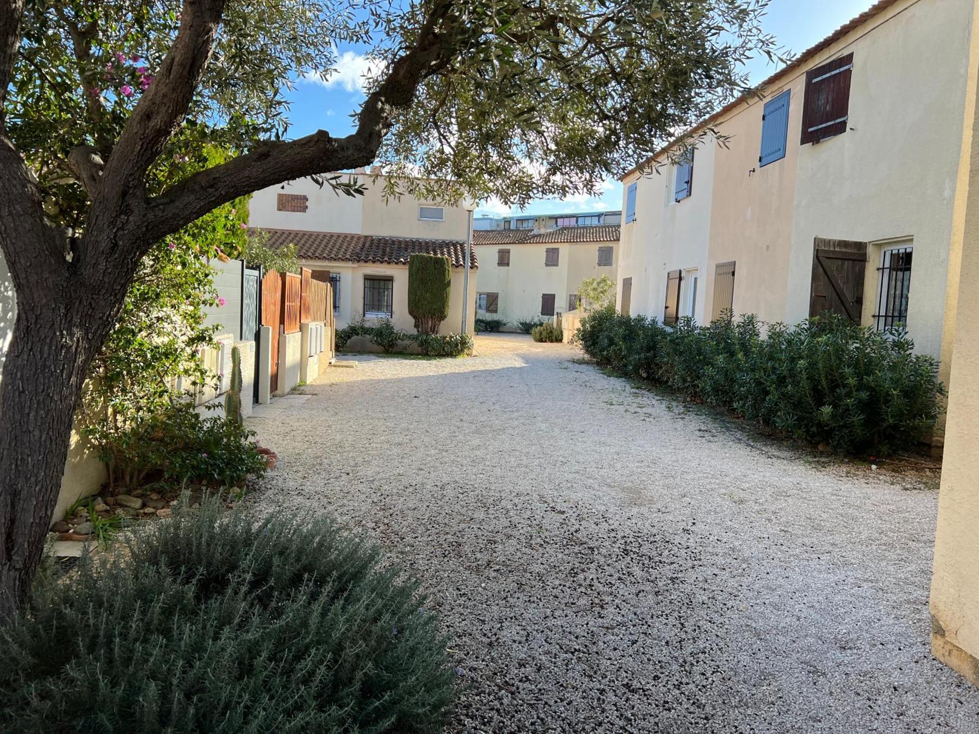 Maison Avec Jardin